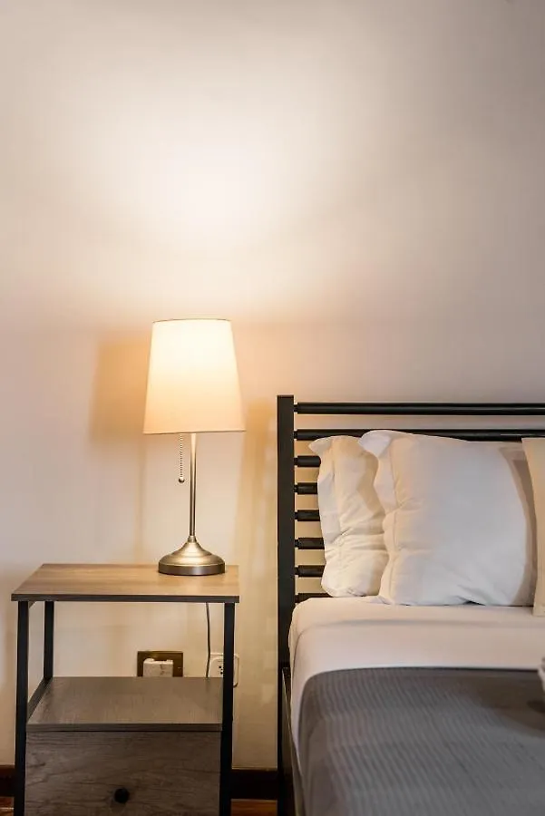 Apartment Appartamento Vicolo Delle Grotte Rome Italy
