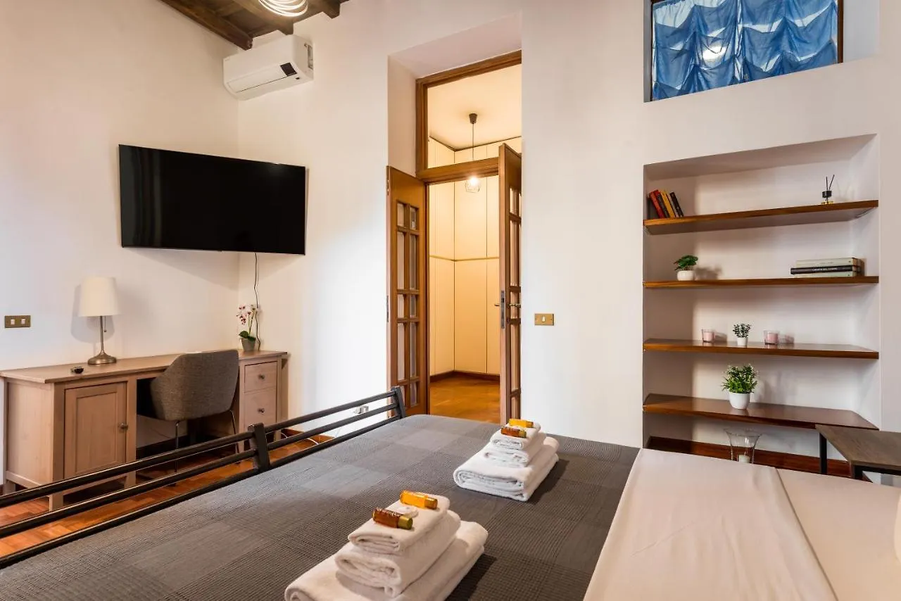 Appartamento Vicolo Delle Grotte Rome 0*,  Italy